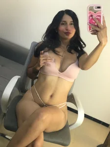 KateOwens_ A little about me… to awaken your imagination😈 Foto 6