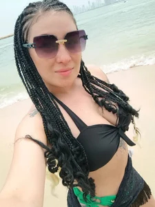 hannasky_ On the beach Immagine  3