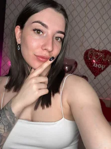 Curious_Lily Raw Allure Foto 9