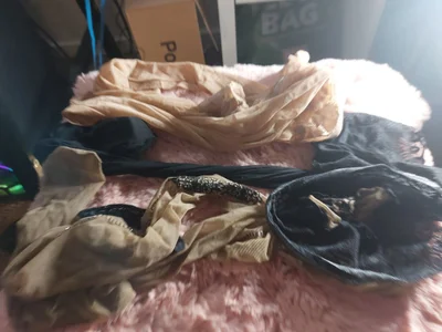 Goddess_NannaGlossa gloves ,nylons Pic 5