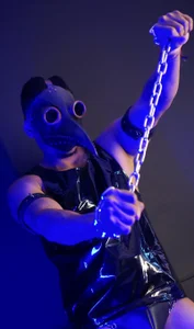 Abra_ham13 Leather Clothes!! صورة واحدة|Abra_ham13 Leather Clothes!! صورتان|Abra_ham13 Leather Clothes!!  3 صور|Abra_ham13 Leather Clothes!!  3 صورة