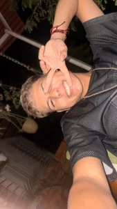I’m Santi od santicatx  snímek