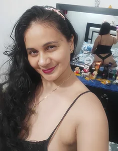 Sharon-Hot77s MI SELFIE sexfoto 5