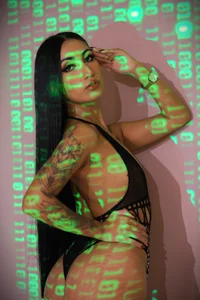 morganlake_: ⚠️ Glitch in the Fantasy ⚠️ ( 4 фото)