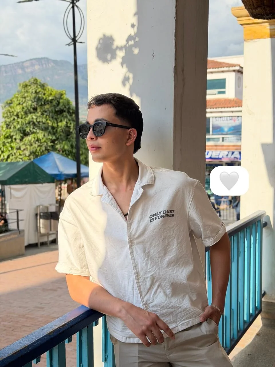 NewYoungHot immagine di tendenza 1245