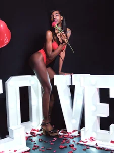 Alma_Stevenson San Valentin ❤️💕 Pic 3