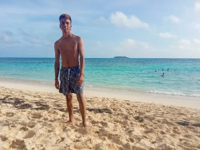 stevenosori Public Foto 3