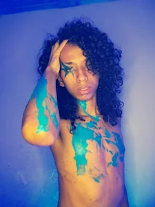 Electric blue 💙 de venus-03  7 Imagens