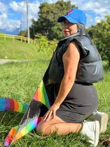 kite flying day 🌈 od KendalMilleer  6 snímek