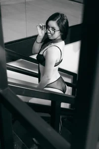 emma_jhones1's After Office Hours 🔥 Sex Photo 3