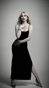 Public de missannyrossess  3 photos