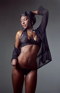 Your sexy ebony! od Blair_kitty  4 snímek