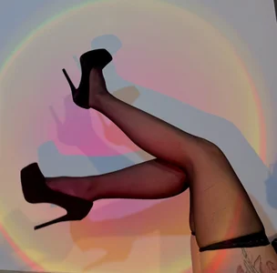 Emerald_Sparkles_: Pantyhose and heels 👠 ( 6 фото)