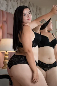 IsabelaCampbell's XXX Nude Photo 4