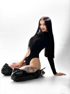 Eva-Devil's photo