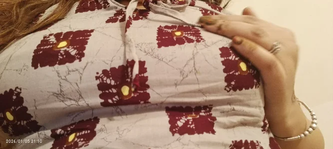 Beauty_Queen_Soniya fuck me boys😘🤩🥰 Immagine  4