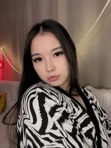 AlberthaEscue Garden of Me Pic 4