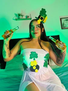 sarah_and_taylor SR PATRICK DAY 🍀🥳💚 صورة واحدة|sarah_and_taylor SR PATRICK DAY 🍀🥳💚 صورتان|sarah_and_taylor SR PATRICK DAY 🍀🥳💚  2 صور|sarah_and_taylor SR PATRICK DAY 🍀🥳💚  2 صورة