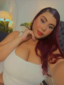 Helleamazing: Public ( 4 фото)