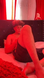 Aaron_Mackenzy Bello Foto