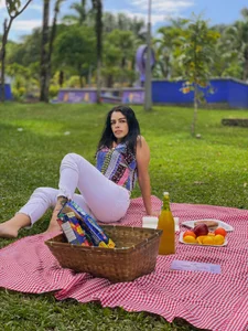 Chanel_Morgaan a very attractive picnic🎀🔥 slika 2