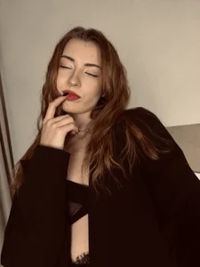 AlisaRussel daily look รูป  2