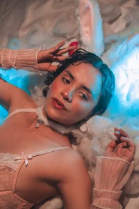 Brann_tadzio This bunny behaves badly when people look at her like that🍆🐰 Εικόνα 6