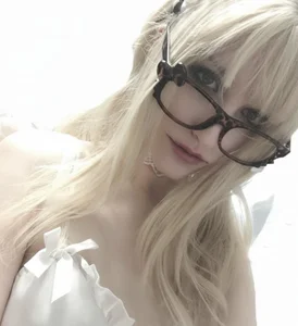 Charlie_Crystal Public Pic 2