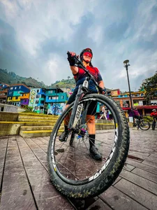 LAPOTRA_04: De Ciclista ( 8 фото)