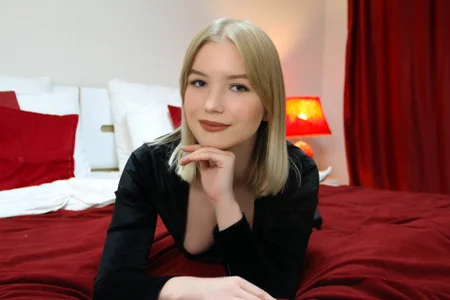 shy__lady Public Immagine  2