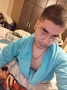 samael369 Public টি ছবি