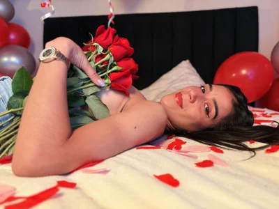 DanielaMonroe 💋 Between tenderness and temptation 🍓 Pic 2