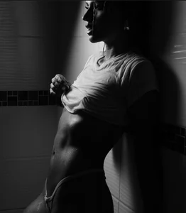 MartinaDean 🤍So Wet🖤 Pic 3