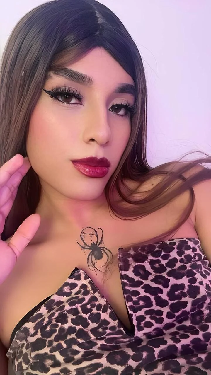 Ari_Miaxx Public Εικόνα