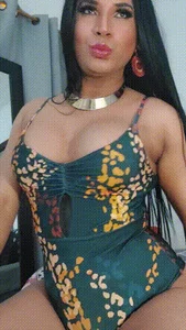 sashasweethot naughty  2টি ছবি