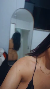 Mell😈🔥 de melyssaa23  2 Imagens