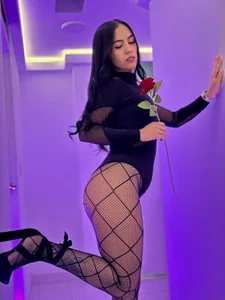 Oriana_Sarmiento sexy stockings Pic 4