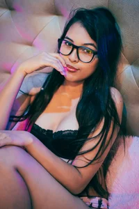 lili-moon Public Pic 4