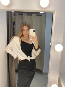 JanetJennings fashion show Gambar 4