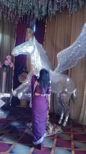 Kylie_Rai: In saree ( фото)