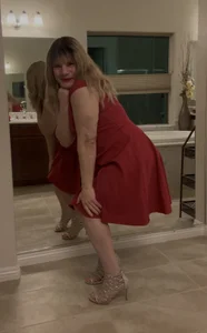 balad13 “Lady” in red Pic 4