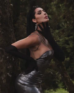 MeganFoxxi_ ELEGANT QUEEN Hình