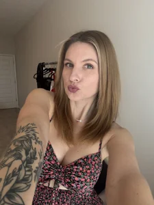 mollykate420 Public รูป  3