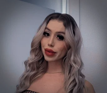 Sweet_Soffi Public Foto 3