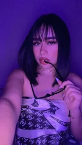 lextyYour favorite brunette ❤️ Bild 5