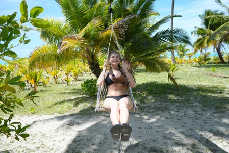 JuliaBusty Maldives Immagine  9