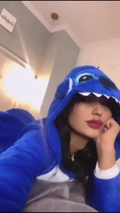 emilyadams0 And if we do pijamada?And are we undressed together?😈😴 Pic