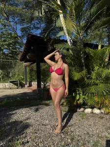 mia_2406_ sunbathing🌈🌺 Pic 7