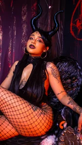 Neko_Misaki Stare at me Immagine  4