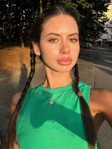 Ellzaa_ Public Pic 3